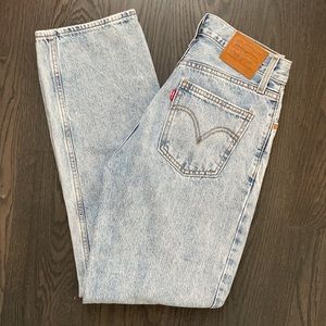urban outfitters levis baggy mid rise jeans